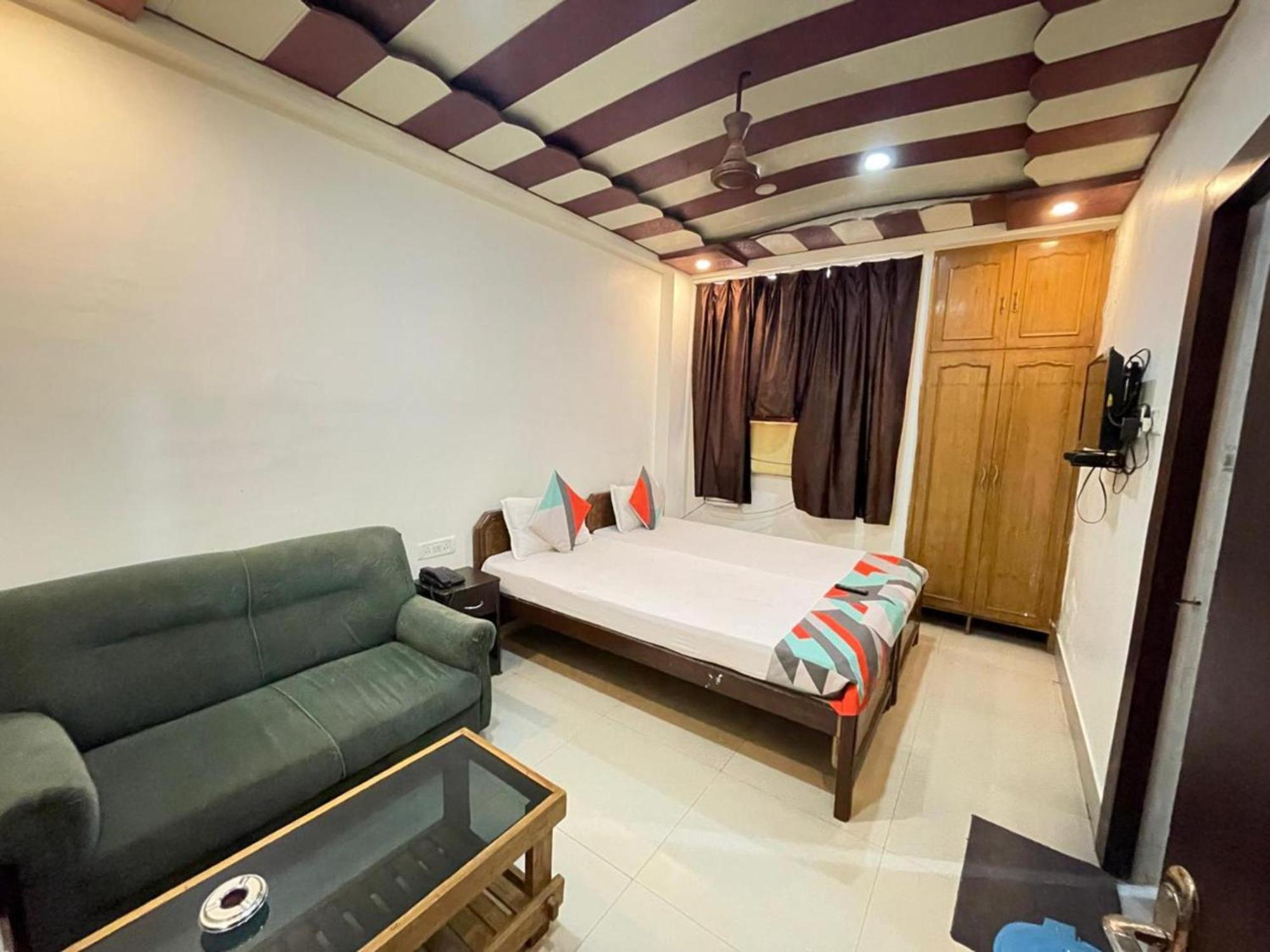 Grg R P International Patna Hotel Patna  Bagian luar foto