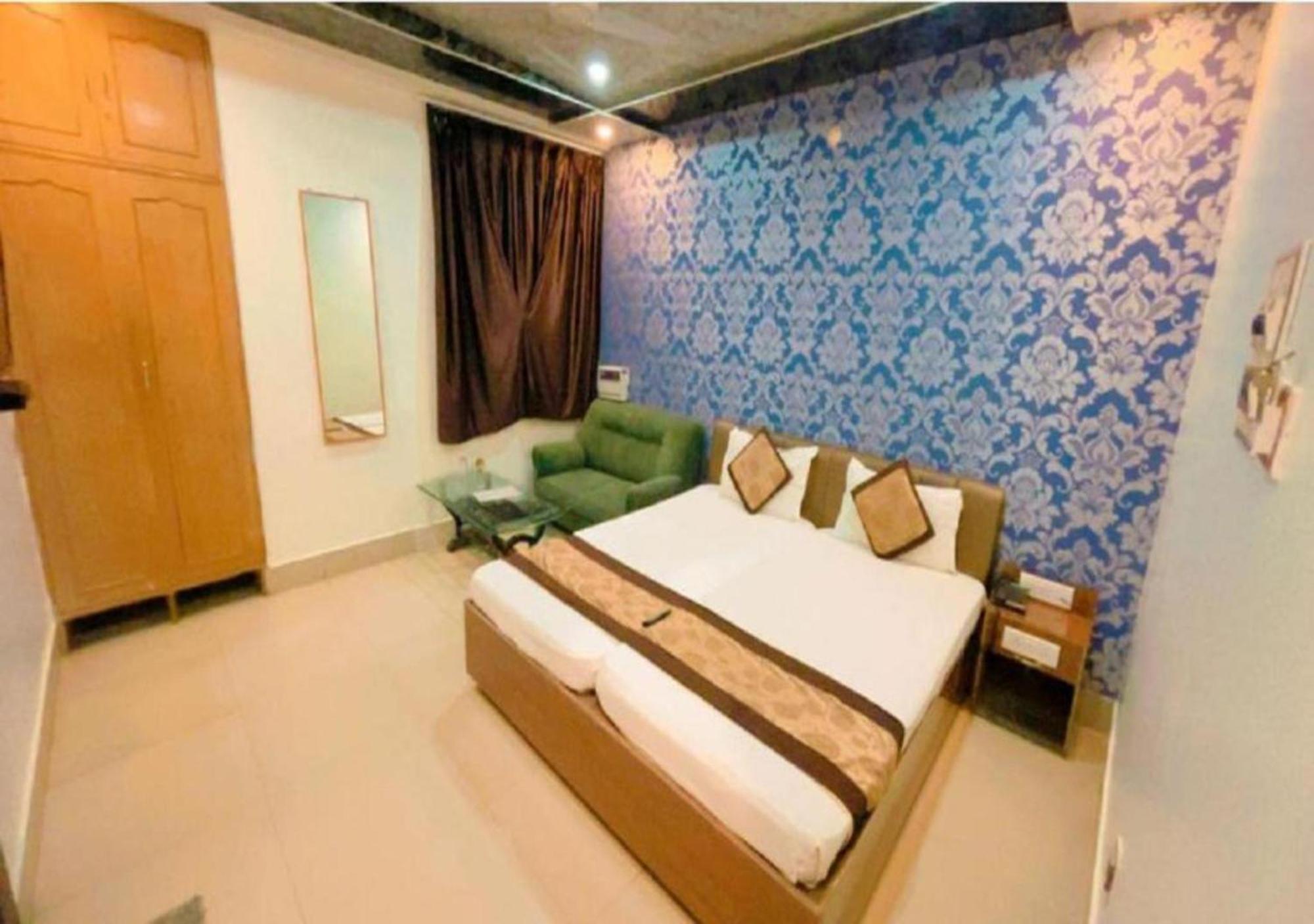 Grg R P International Patna Hotel Patna  Bagian luar foto