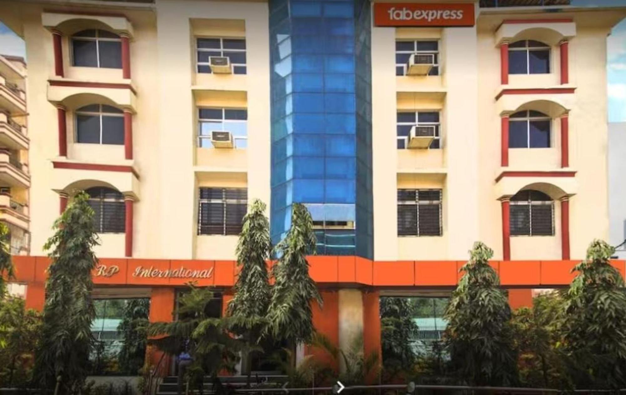 Grg R P International Patna Hotel Patna  Bagian luar foto