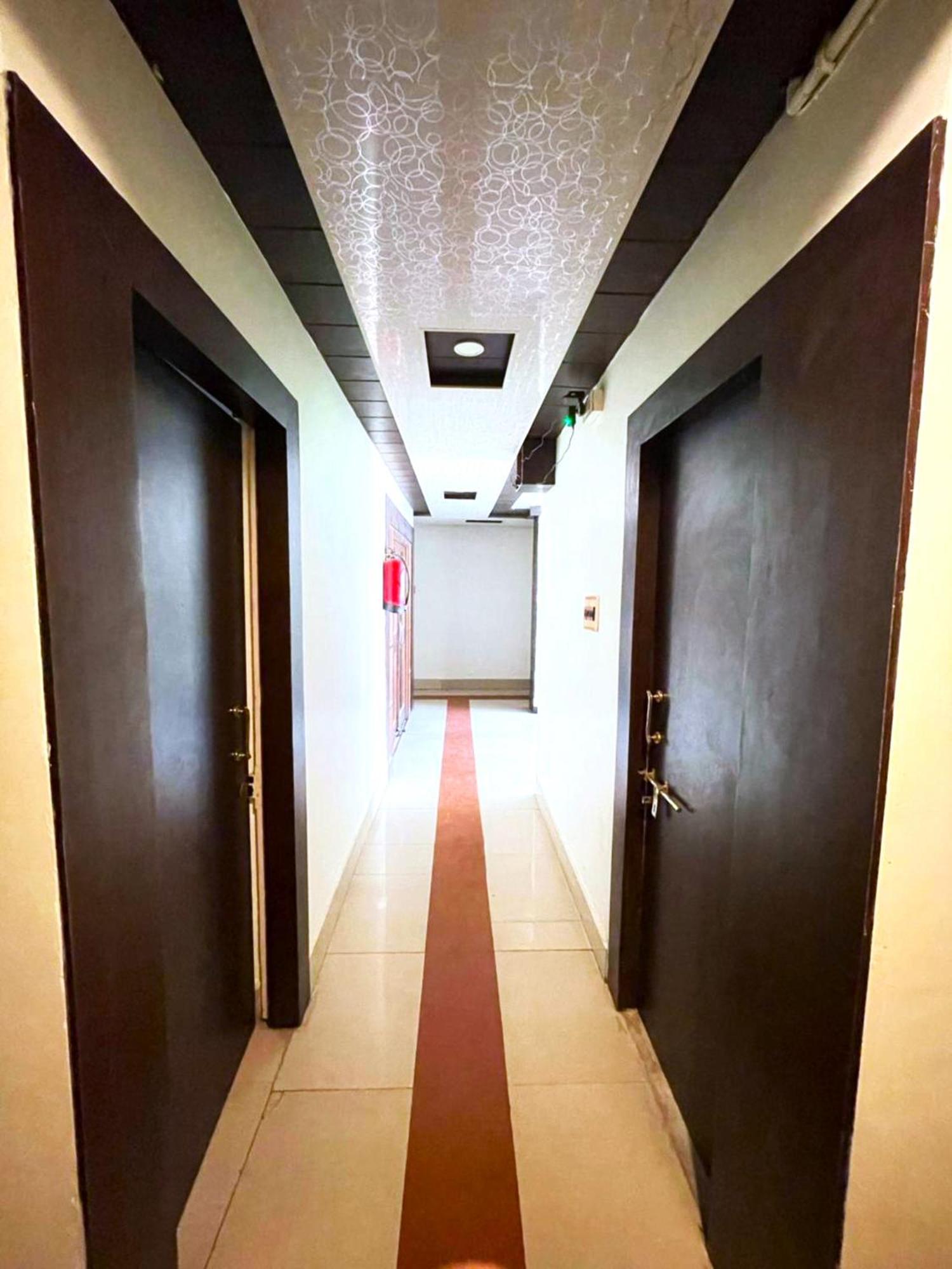 Grg R P International Patna Hotel Patna  Bagian luar foto